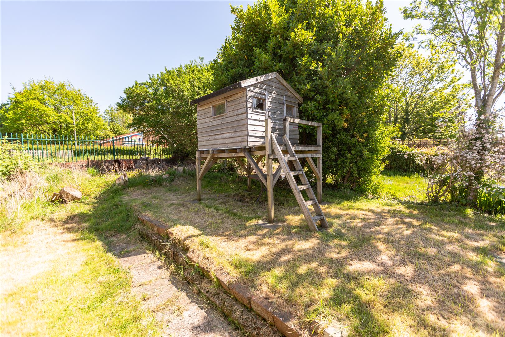 Armine Road, Fforestfach, Swansea, SA5 8DD